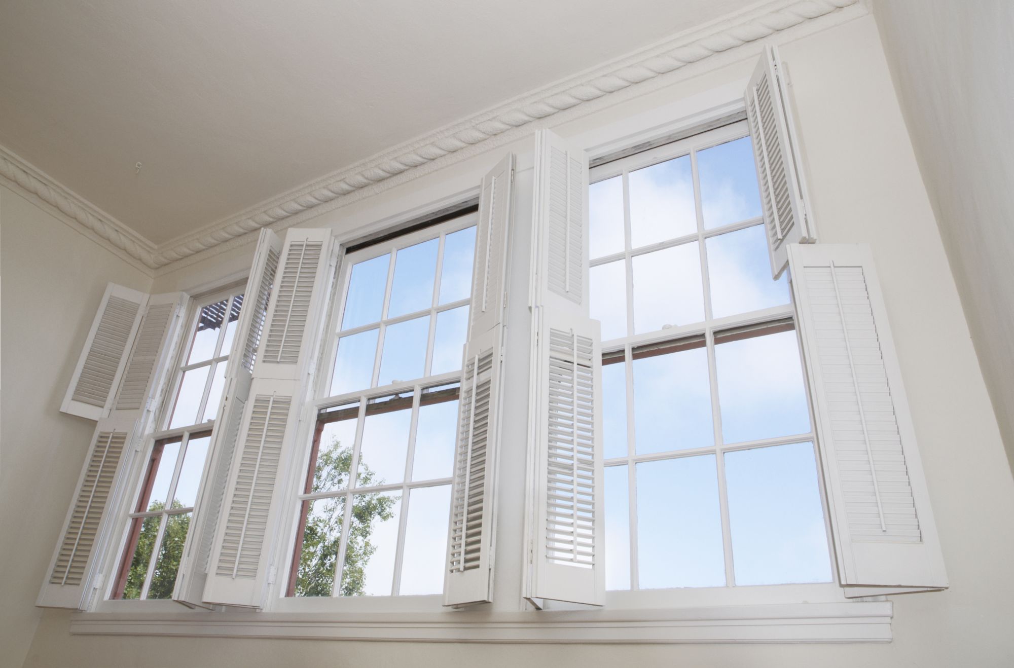 What to Consider Before Buying Plantation Shutters